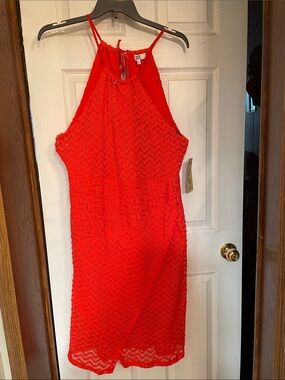Sleeveless Red Chevron Lace Midi Dress